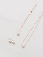 Load image into Gallery viewer, Akoya Pearl (6.5-7.5mm) Earrings Studs