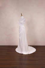 Load image into Gallery viewer, Elizabeth Gown