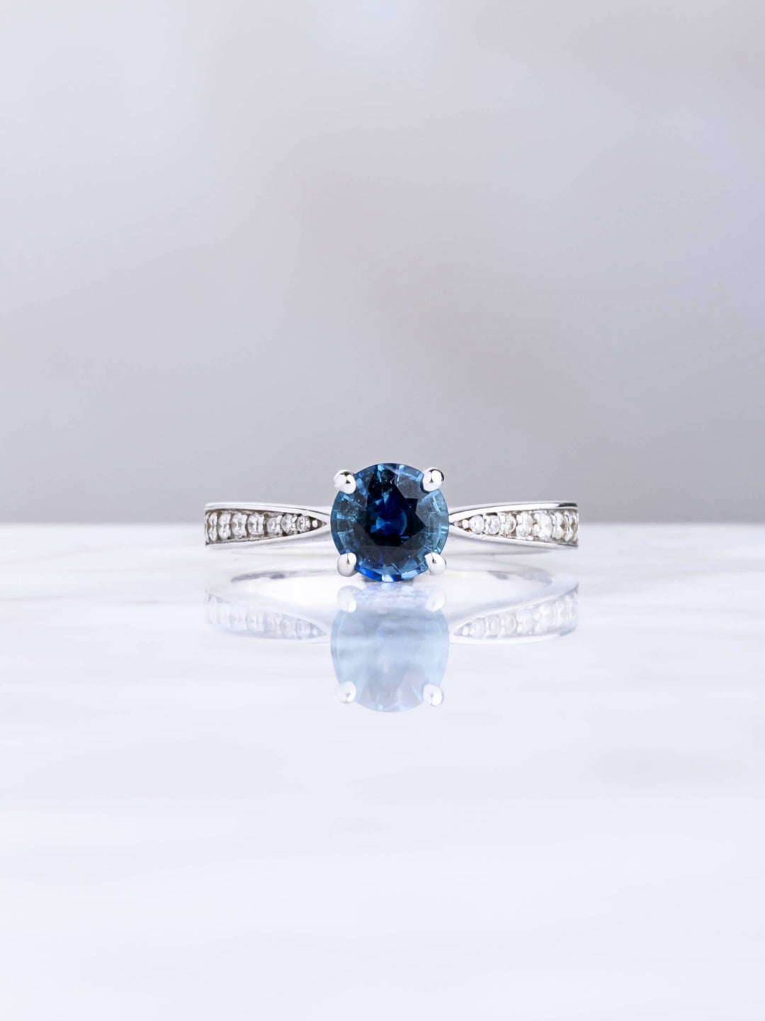 Julia Ring - Blue Sapphire & Diamond - 18K White Gold