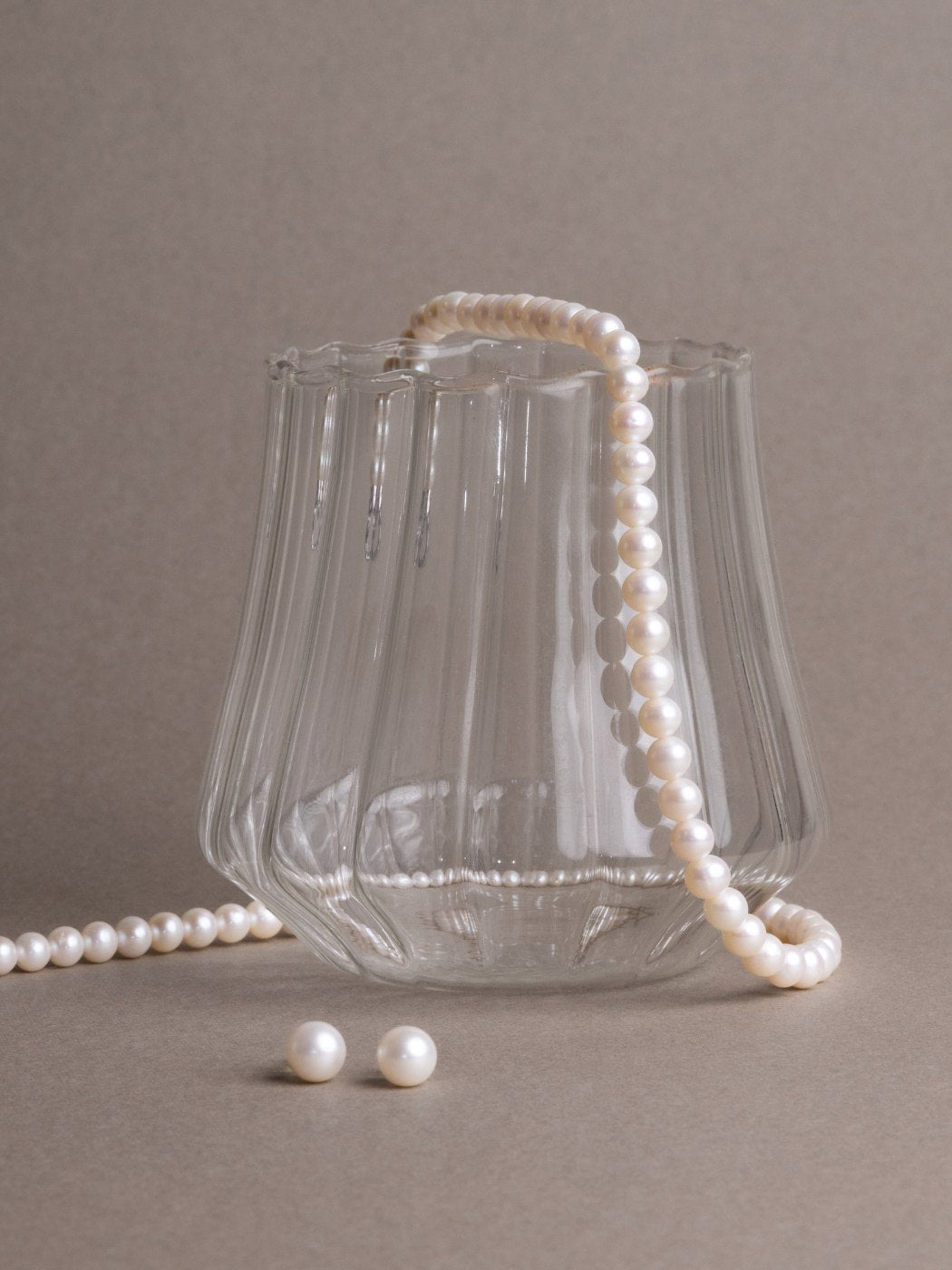 Serene freshwater pearl necklace (6 7 mm round)