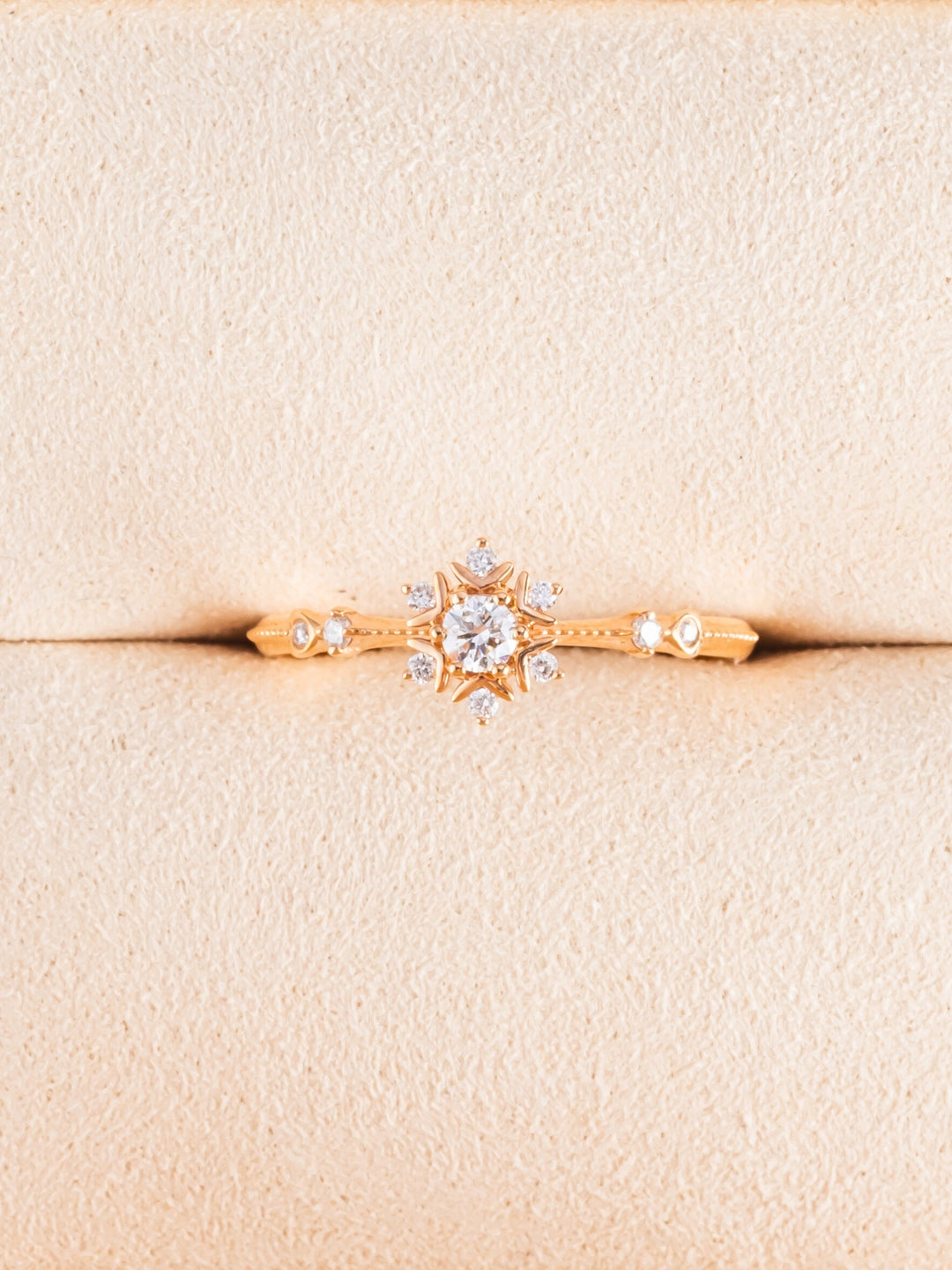 Elyn Ring - 18K Rose Gold (Natural Diamond)