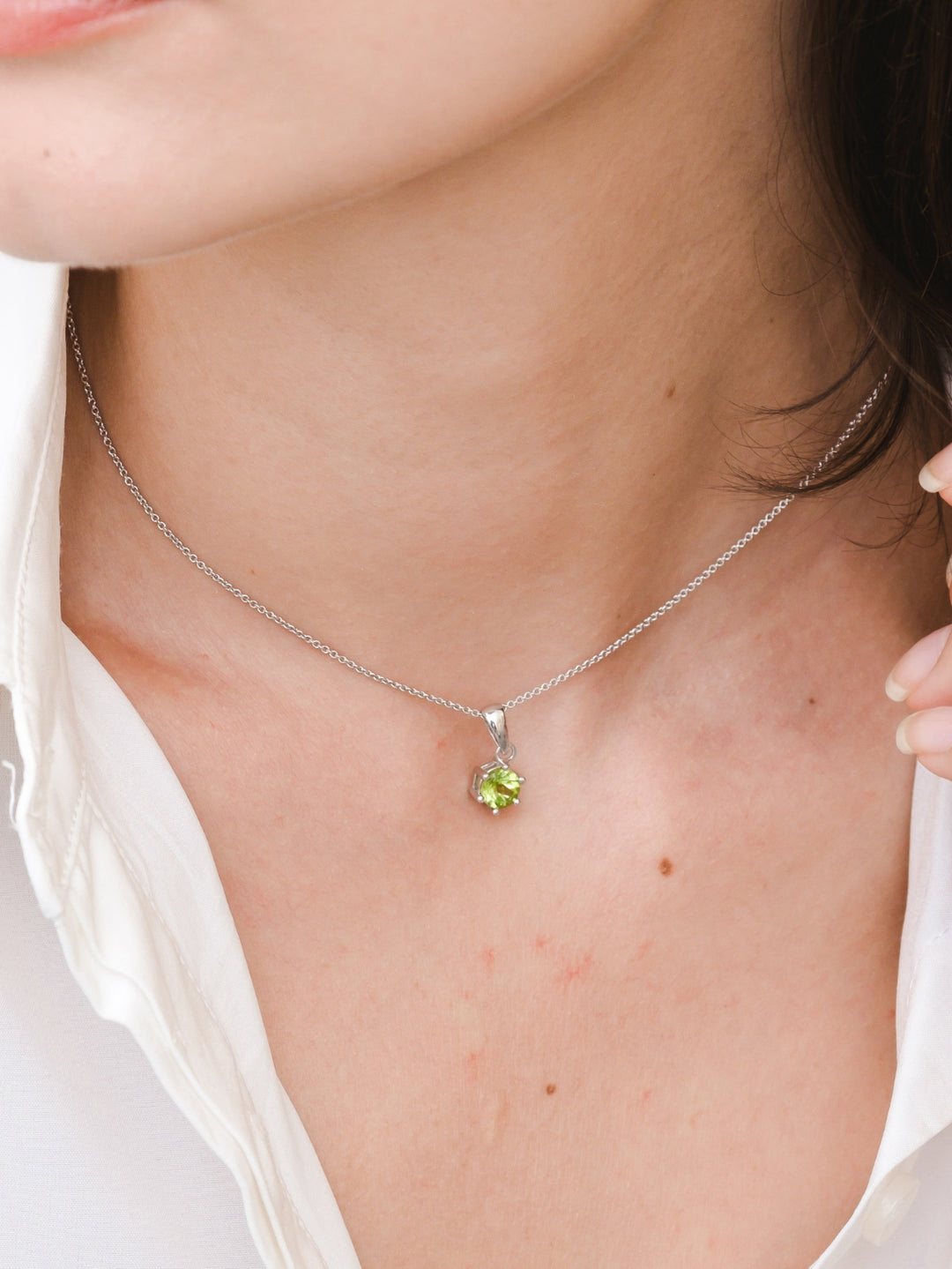 Bianca Necklace (Peridot) - Rhodium Plated