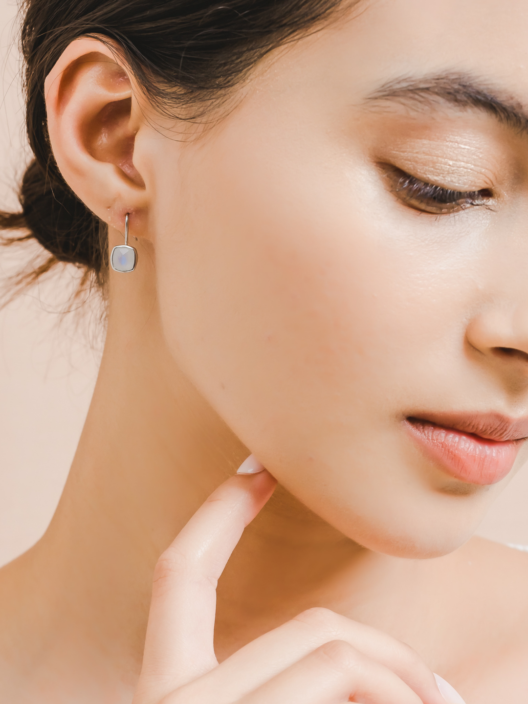 Pamela Earrings (Moonstone) - Rhodium Plated