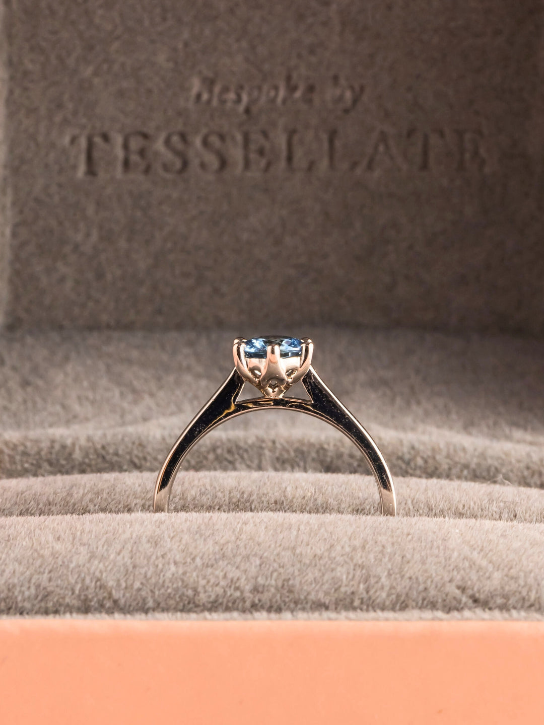 Celeste Ring - Sapphire - 18k White Gold