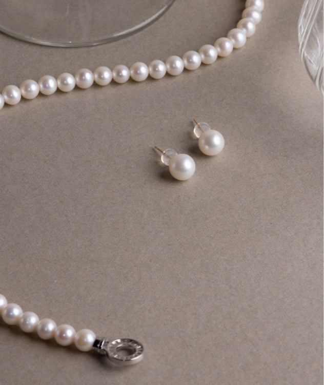 Shop Pearls