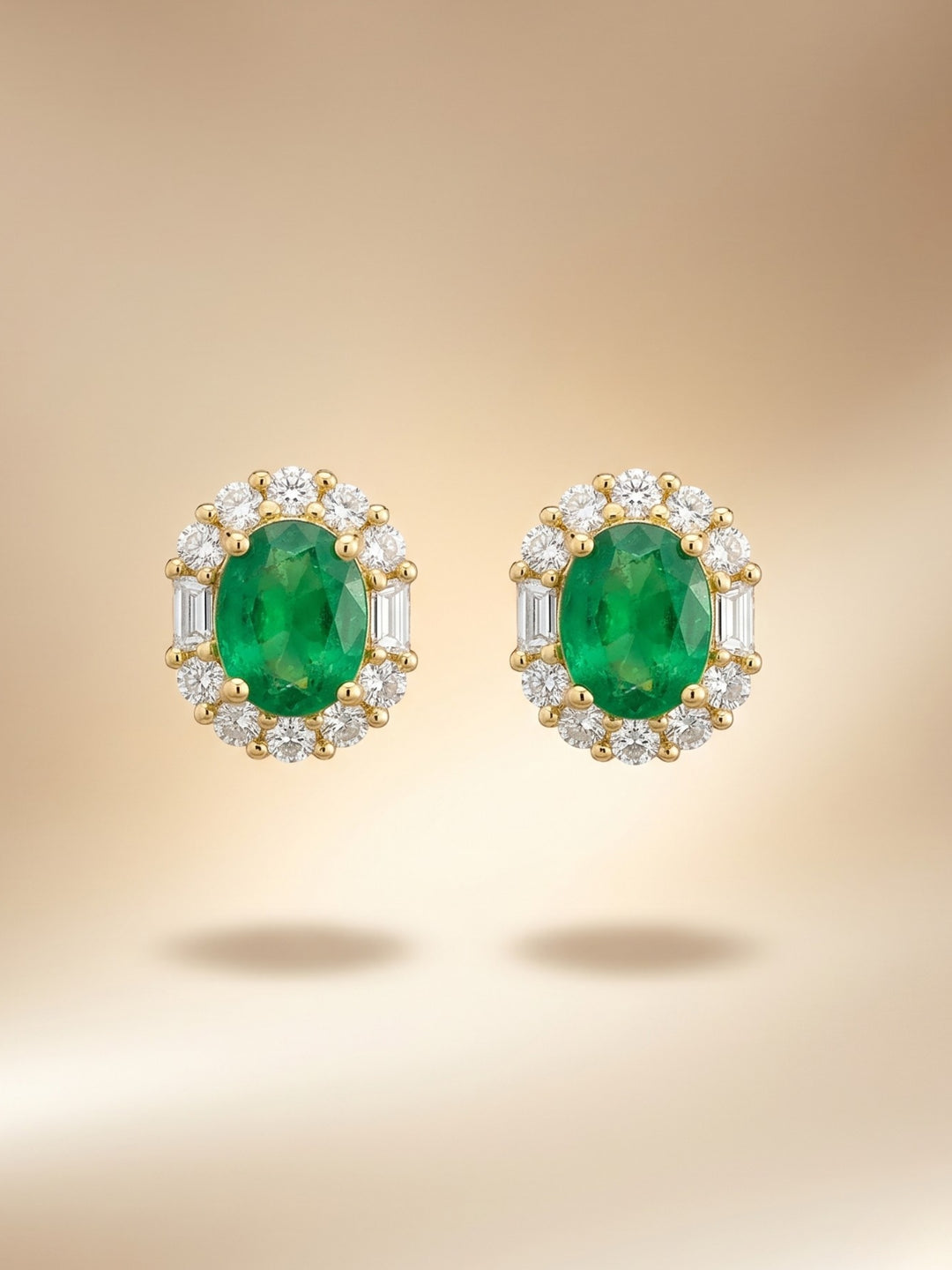 18K Yellow Gold Afghanistan Emerald Diamonds Stud