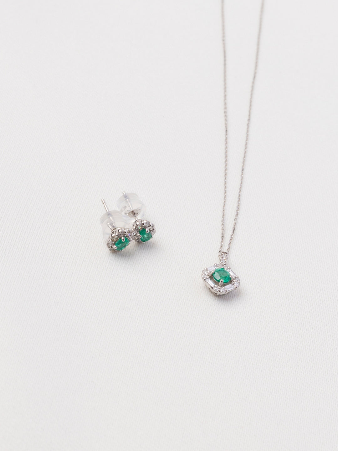 Emerald Princess Platinum Necklace