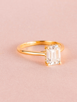 Load image into Gallery viewer, Jamie Ring - Moissanites - 18k Yellow Gold
