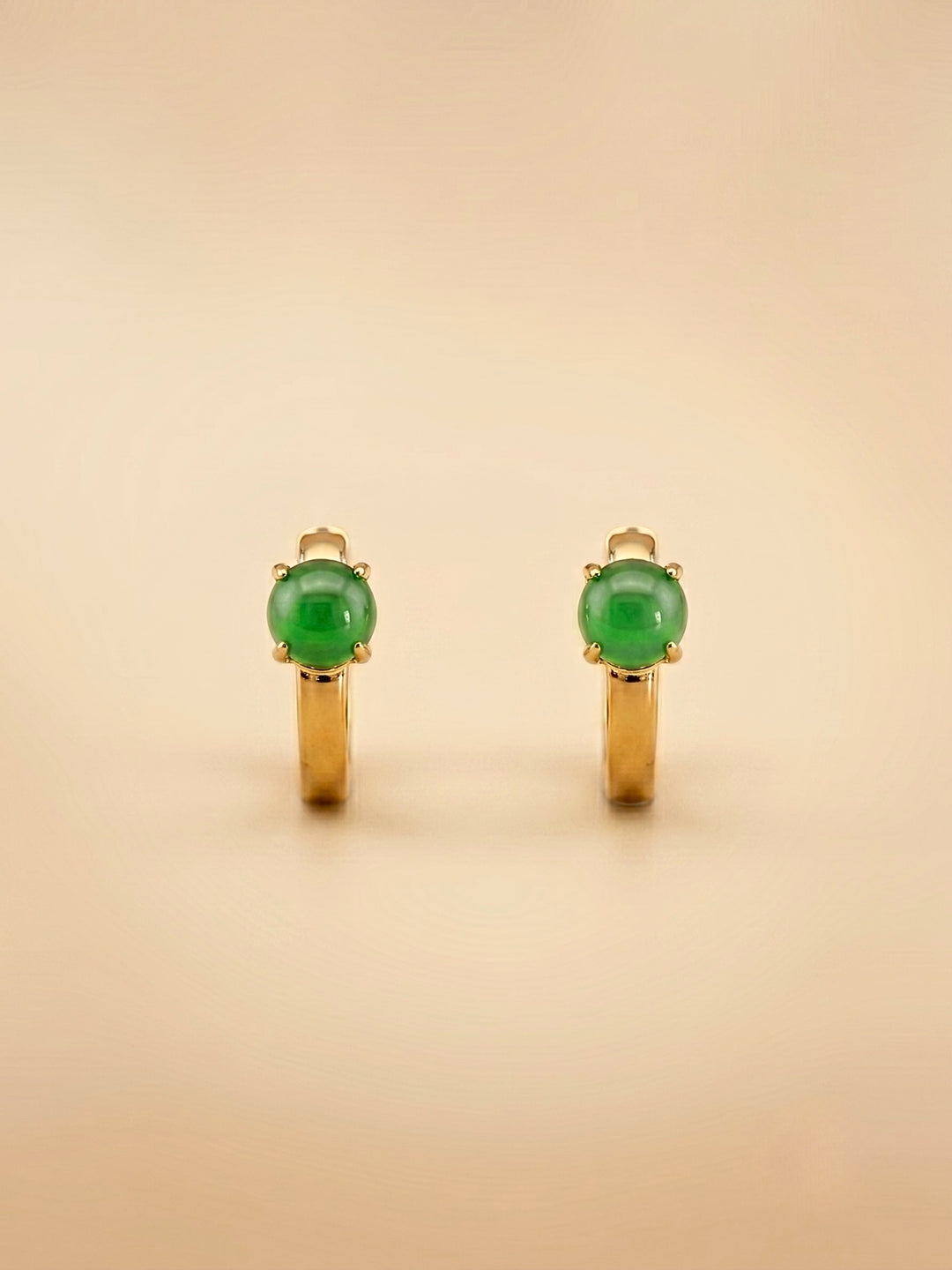 18K Yellow Gold Jadeite Earrings