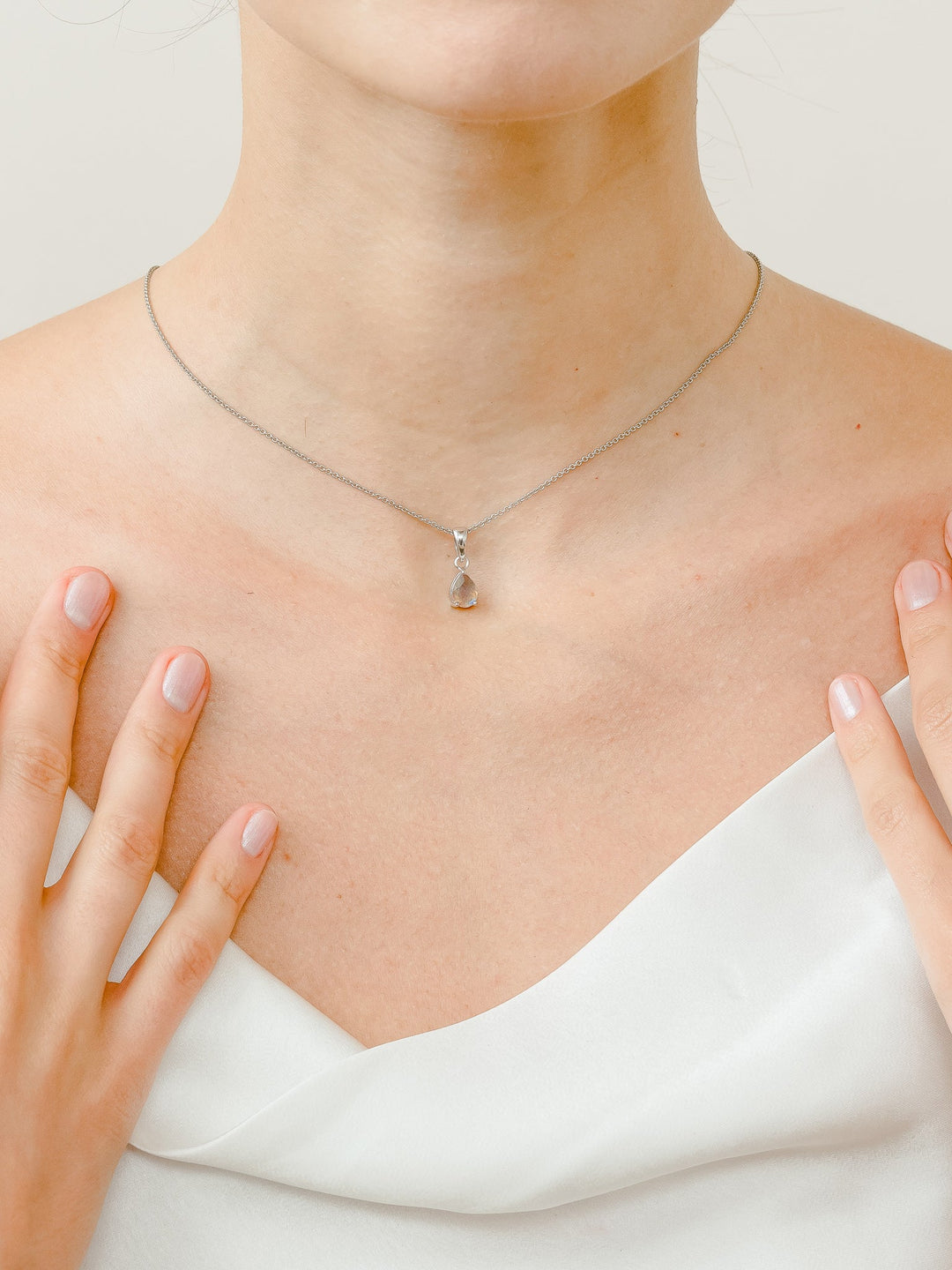 Laura Necklace (Labradorite) - Rhodium Plated