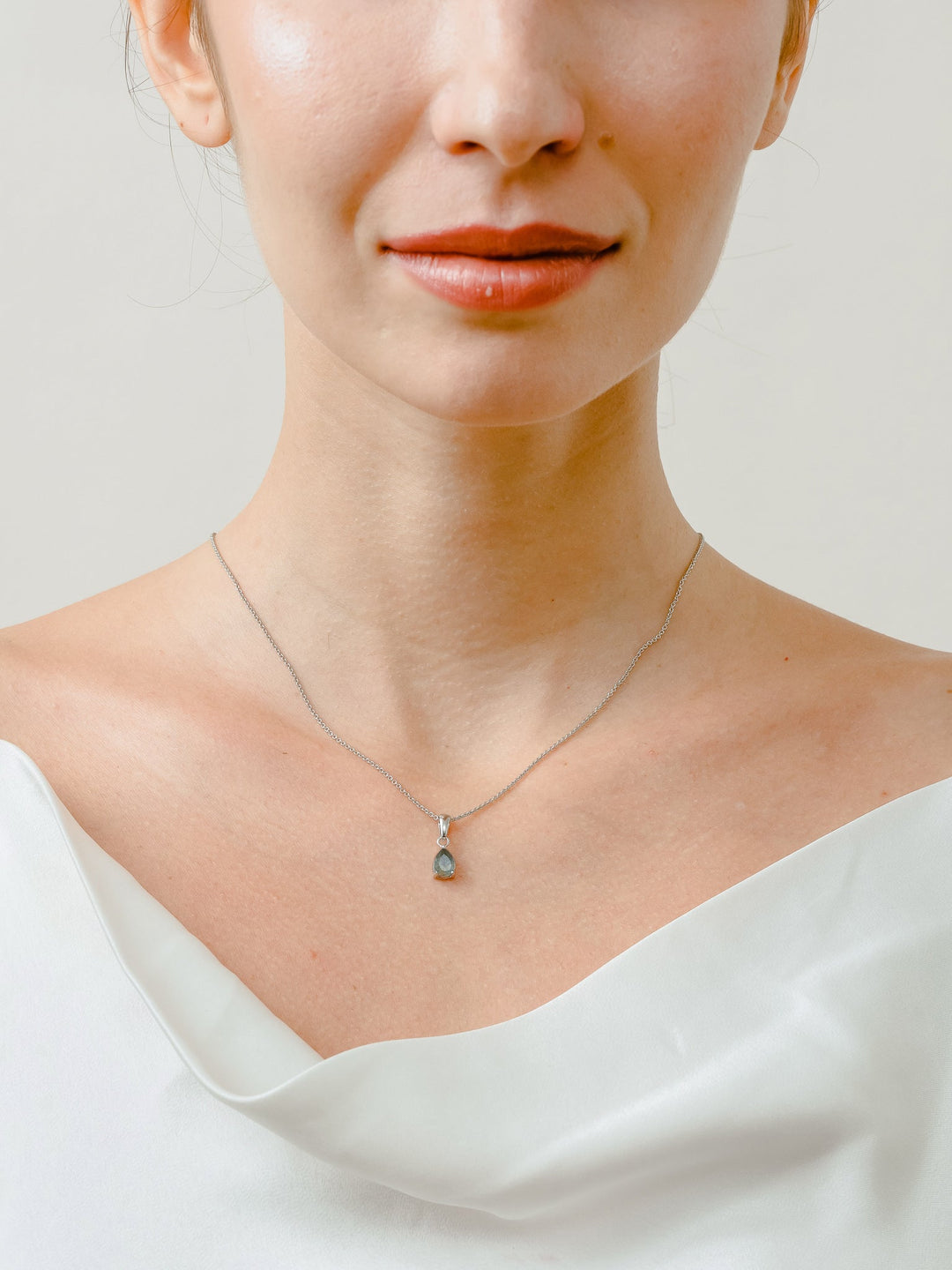 Laura Necklace (Labradorite) - Rhodium Plated