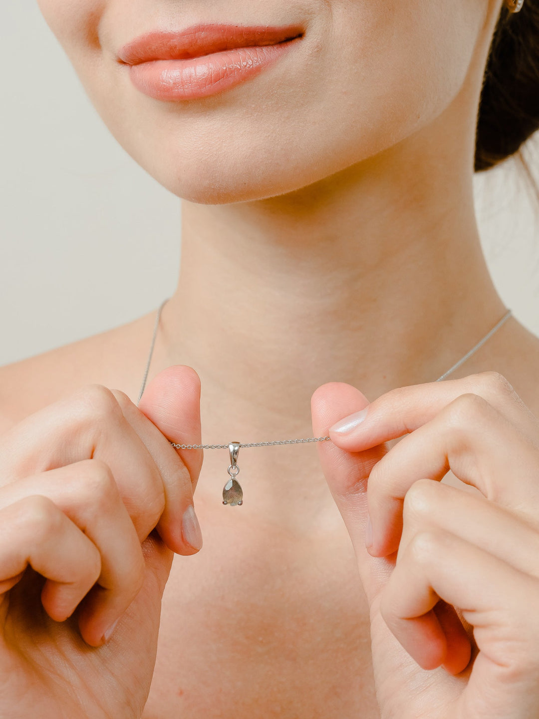 Laura Necklace (Labradorite) - Rhodium Plated
