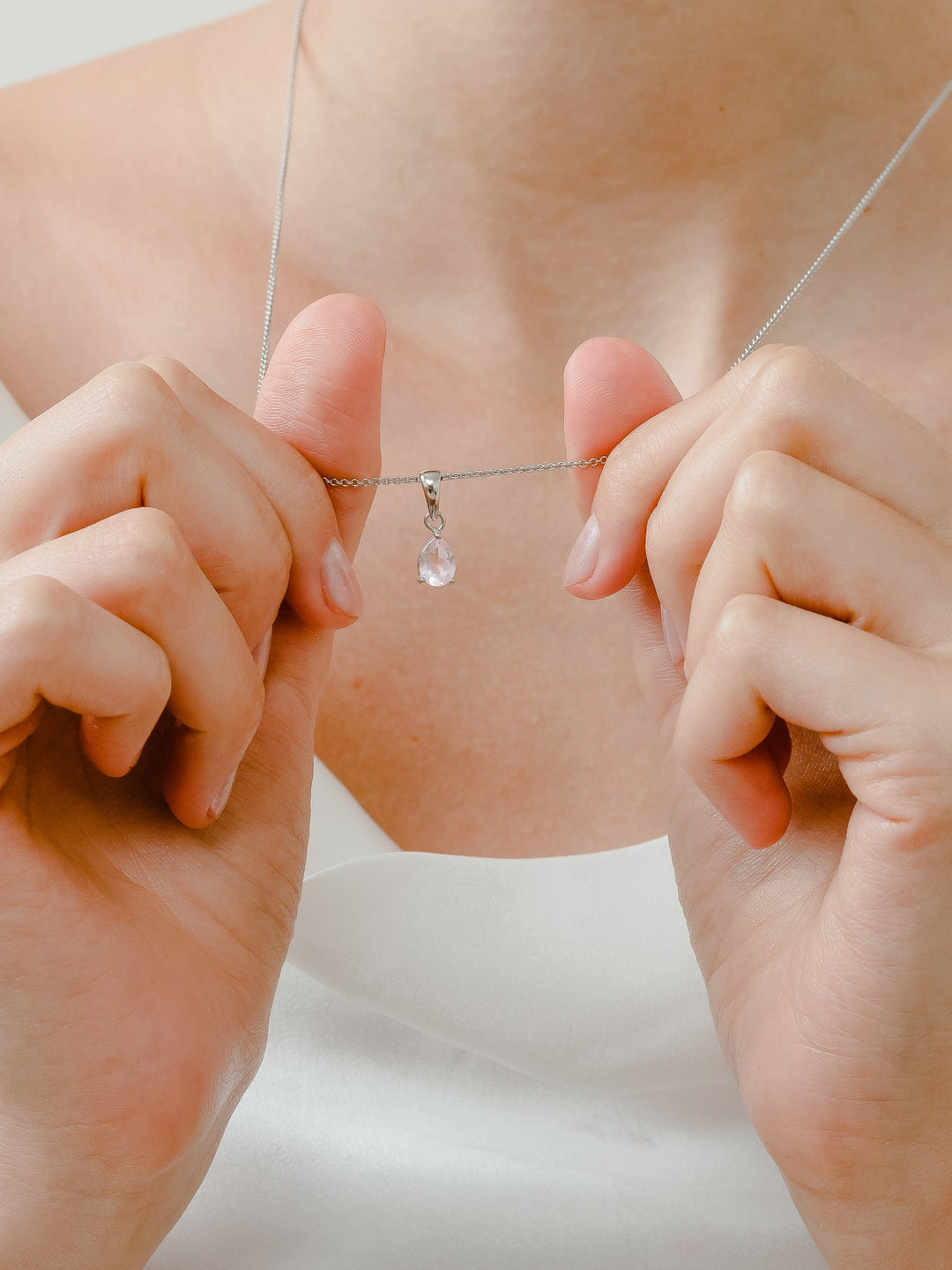 Laura Necklace (Rose Quartz) - Rhodium Plated